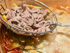 -洱火云南酸菜牛肉火锅(石景山当代商城店)