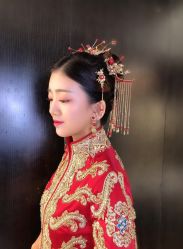 -艾米丽婚纱礼服