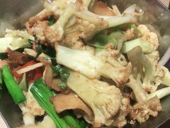 -川堂风·跷脚牛肉·乐山爆炒(宝山日月光店)