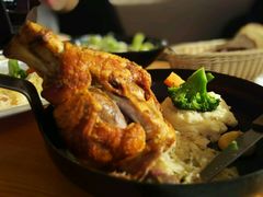 -LENBACH兰巴赫西餐啤酒坊(大连星海广场店)