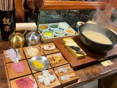 -银米·云南传统过桥米线(双廊黑金冠店)