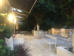 -ADO KAFE(大学城店)