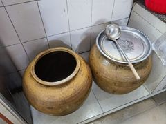 -正宗杨记普洱酸醋米线(总店)