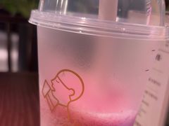 -喜茶(北京华贸购物中心店)
