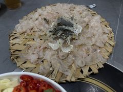 -官塘陈记鱼生·潮汕砂锅粥·牛肉火锅(潮枫路总店)