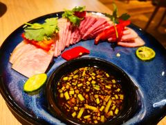 班长肘花肉-老班长手工灌汤包老店(东山店)