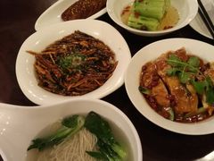 -老上海弄堂菜馆(恒基名人购物中心店)