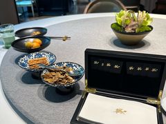 -新荣记(BFC外滩金融中心店)