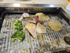 -爱客得牛排海鲜烤肉·火锅自助(春熙路黑金好店)
