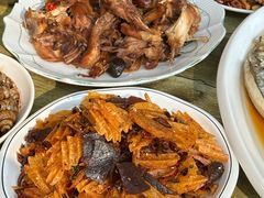 -丹水桥地锅鱼·翘嘴鲌·地方特色全鱼宴(丹江口大坝店)