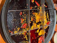 -周小明火锅(黑金冠社区店)