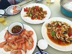 -覃记海鲜美食餐厅