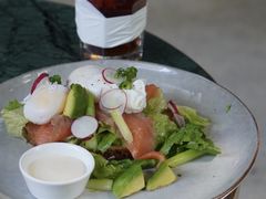 三文鱼牛油果水波蛋-Lokal(武康路店)