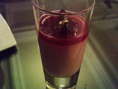 最后的甜点-草莓酸奶冻-LONG BAR 廊吧(外滩华尔道夫酒店)