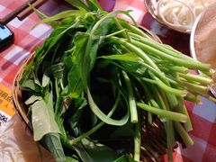 -赵美丽·重庆社区火锅·直营店(火车东站·中豪国际店)