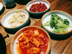 -明洞阿姨·韩式酱蟹烤肉·创意料理(三元桥店)