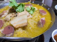 -靠山屯东北农家菜(八龙桥雅苑店)