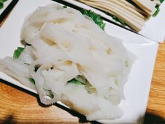 -茸梅路右拐龙虾-农家菜(松江店)
