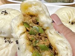 -李与白包子铺(桐梓林店)