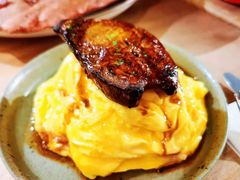 香煎鹅肝滑蛋吐司-salée
