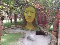 -呀路古热带植物园