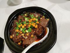 -大众跷脚牛肉馆·非遗传承单位(峨眉山店)