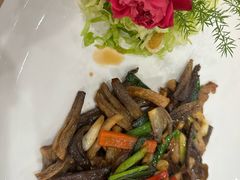 -鹏城人家海鲜酒家·23年老字号(较场尾店)