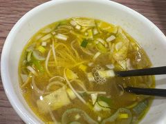 -盛唐府乾州酸汤面(福园巷子店)