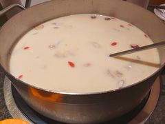 -煲宫猪肚鸡(昆山金鹰国际购物中心店)