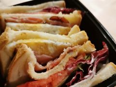 -WOLFGANG PUCK KITCHEN & BAR(迪士尼小镇店)