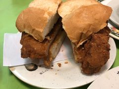 猪扒包-胜利茶餐室