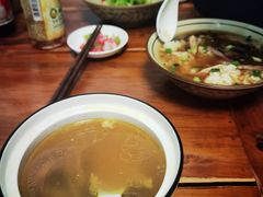 墨鱼炖鸡-玉滋補