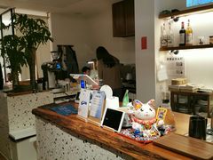 -Line 咖啡(石厦花园店)