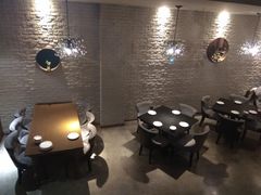 大堂-梧桐树下(云锦世家店)