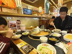 -沸炉重庆老火锅(军事博物馆店)