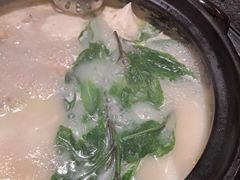 -大匠工房古船木艺术餐厅·猪肚鸡专门店(长白仙岛店)
