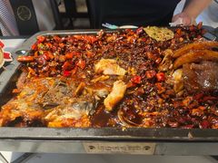怪味烤鱼-江边城外烤全鱼(世茂广场店)