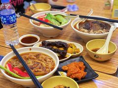 -新记美食(关闸店)