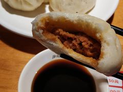 老面土猪肉包-凤起龙游老面包子(凯德晶品店)