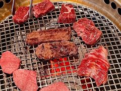 -铭牛烧肉·和牛海鲜自助(高新月牙湖店)