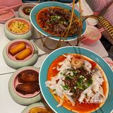一人酸菜魚