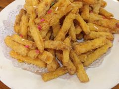 -闯关东东北农家菜(崂山石老人店)