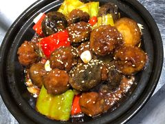 -关东情主题文化演艺餐厅