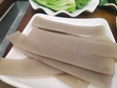 -乳仔牛牦牛汤锅 烤羊排(松潘古城店)