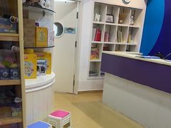 -瑞思少儿中心·少儿英语素养启蒙(勒泰直营校区)