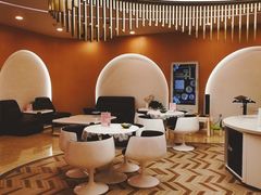 -百联又一城停车场