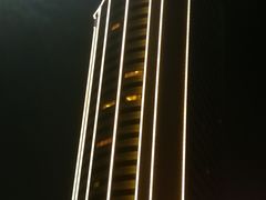 -深圳君逸国际酒店(龙岗横岗塘坑地铁站店)
