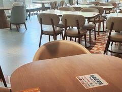 -必胜客(WOW阿罗海店)