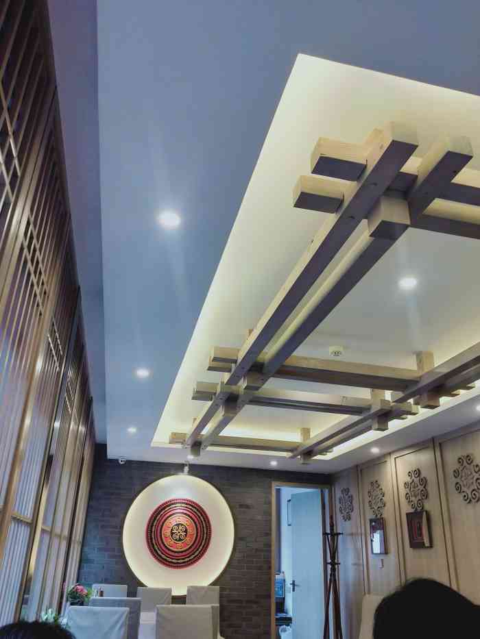 彝王宴-"味道很好,店里装修高端大气,位置就在楚雄."-大众点评移动版