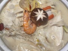 招牌猪骨煲-三人行骨头王火锅(长寿店)